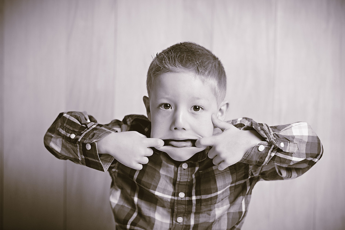 Vanden Hoven Family Session small (13) BW