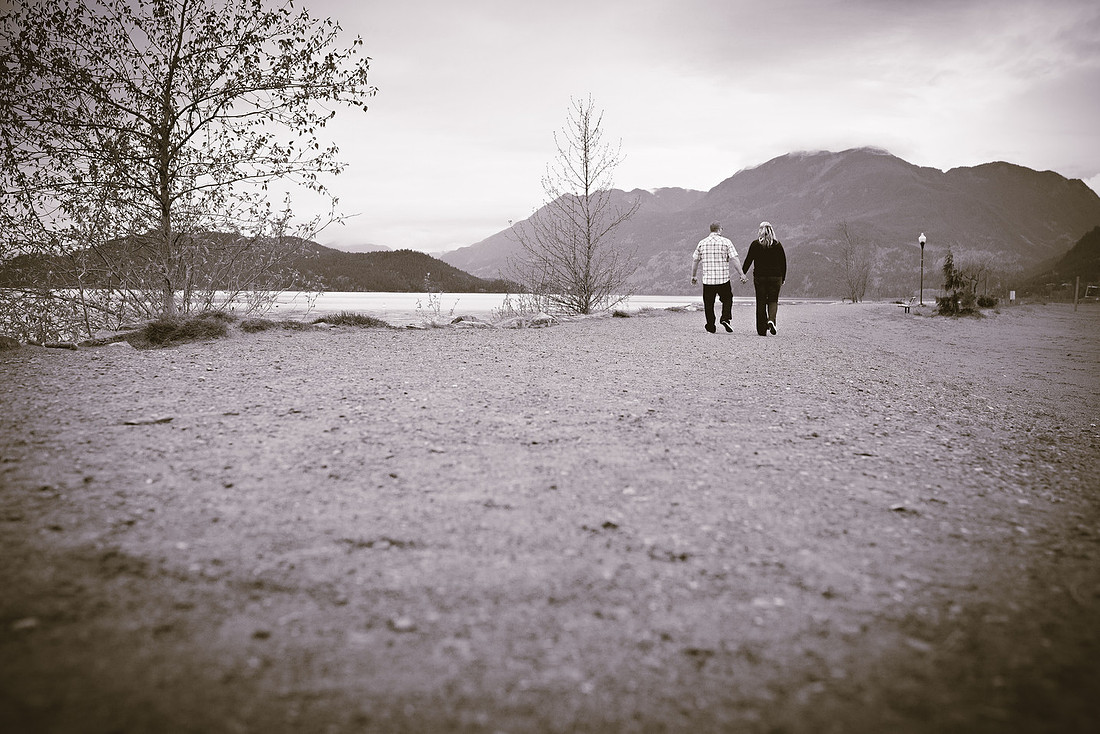 Amanda & Sean's E-Session  (52) BW