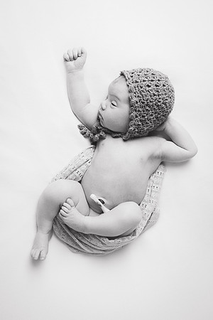 Baby Julianna  (10) BW